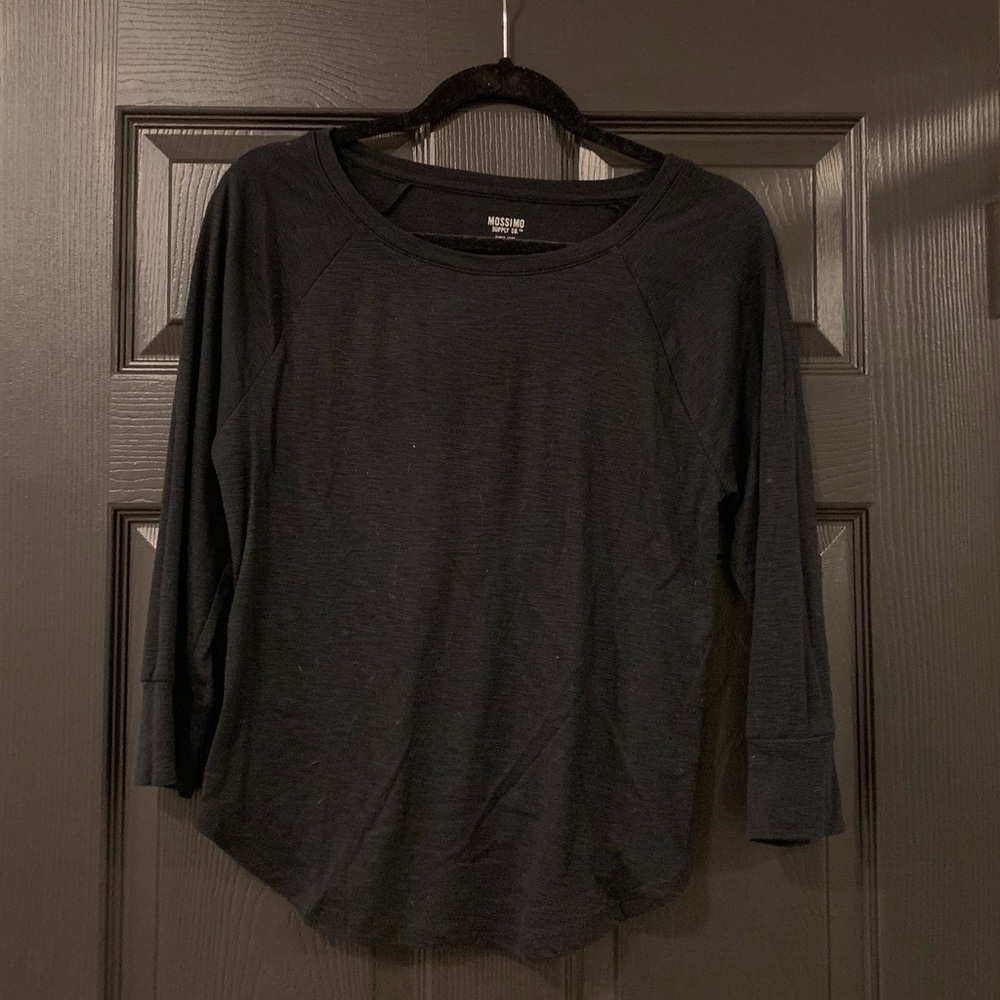 MOSSIMO BLACK 3/4 LENGTH T SHIRT